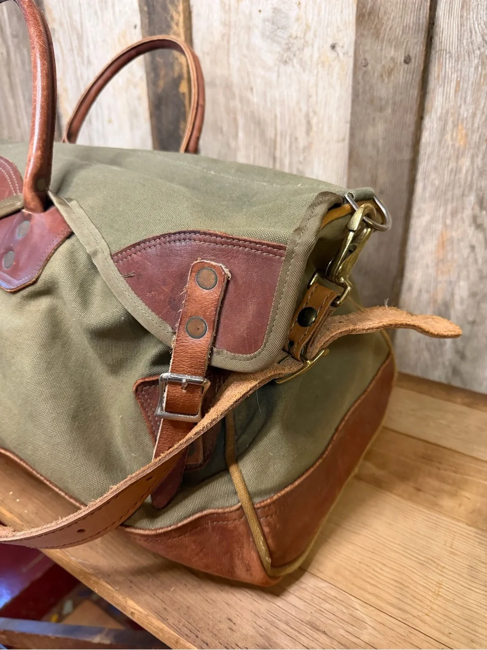 VTG GOKEY’S Large Battenkill Leather and Canvas Weekend Duffel Travel Bag